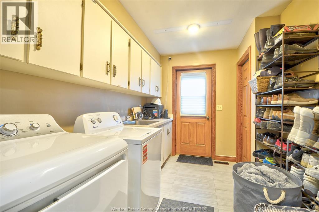 2300 Santo Drive, Windsor, ON