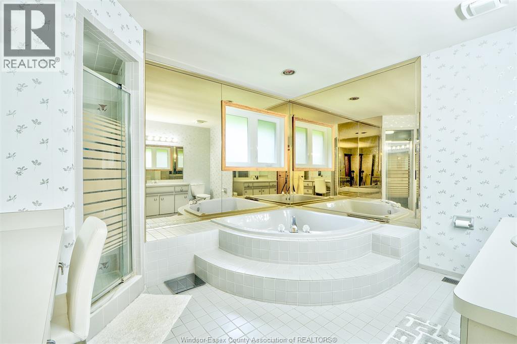 2300 Santo Drive, Windsor, ON
