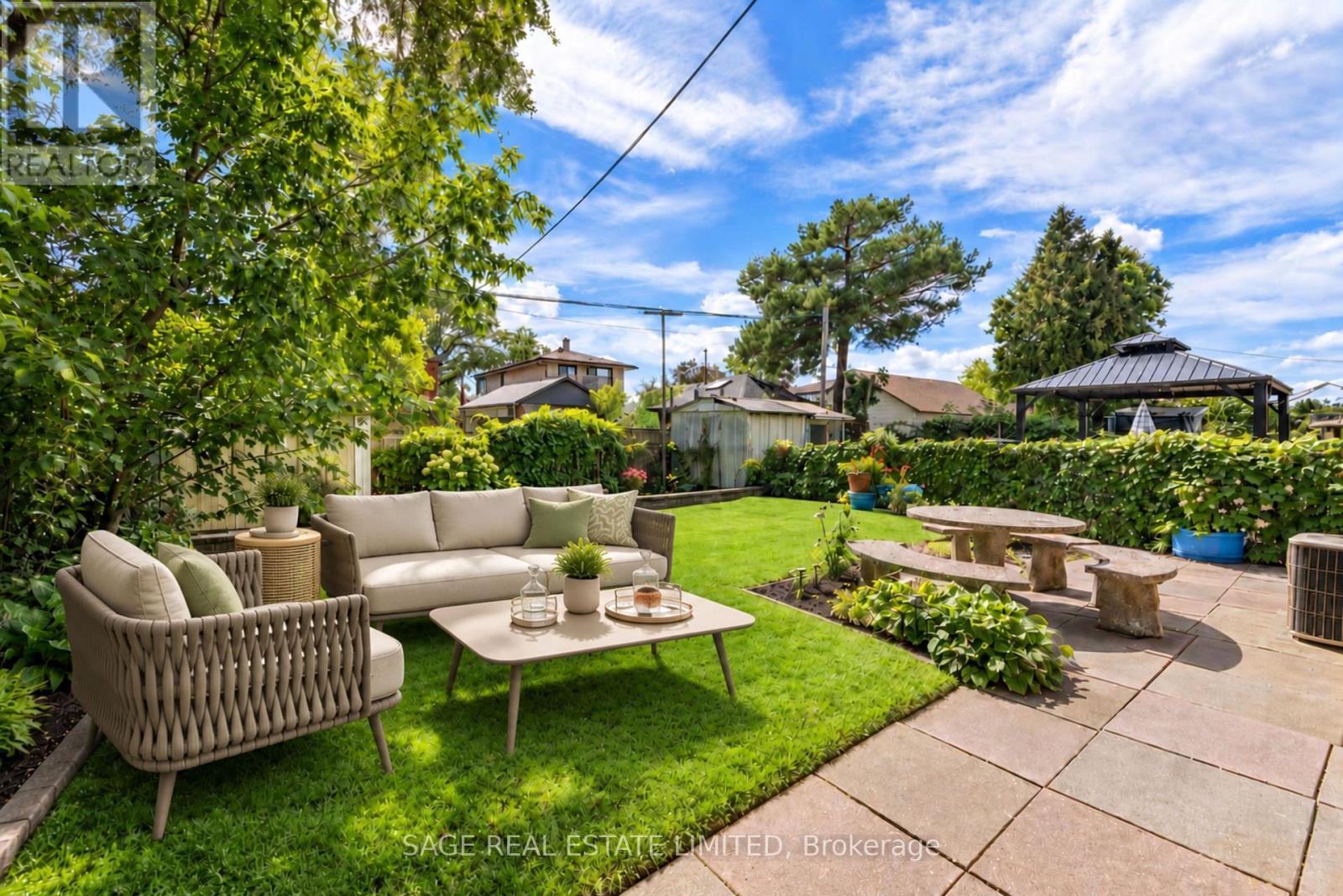 21 Debby Court, Toronto, ON