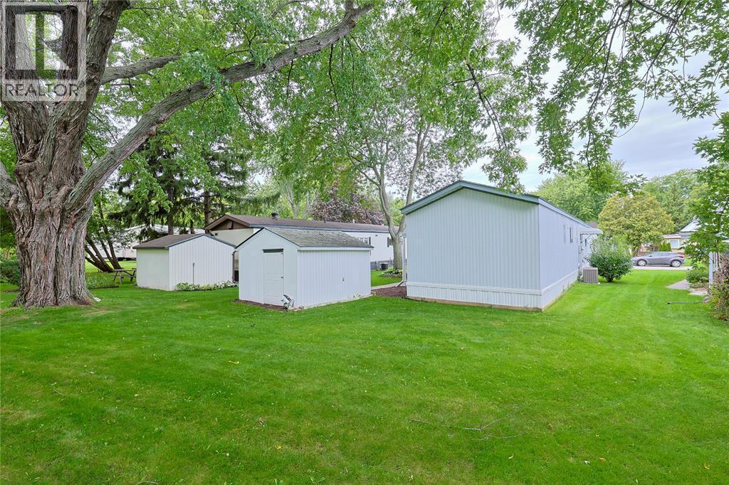 1940 London Line Unit# 105, Sarnia, ON