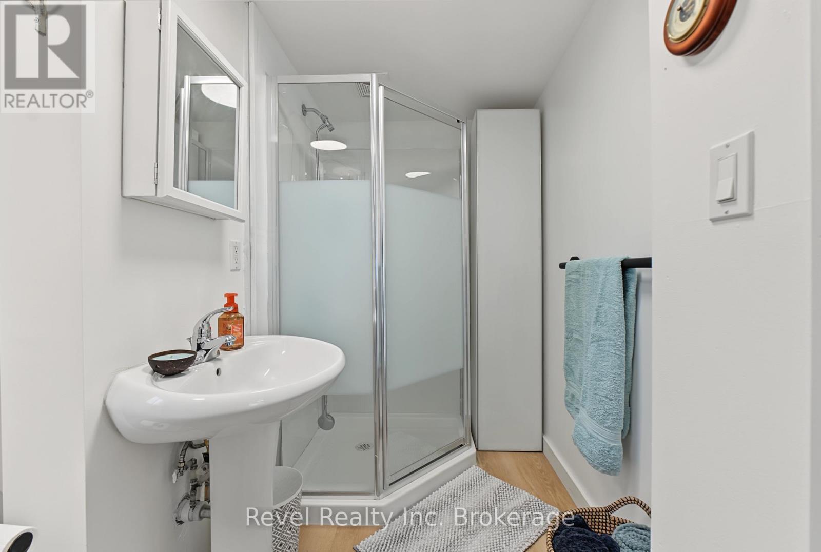 Bathroom - 165 Viceroy Road, North Bay (Birchaven), ON