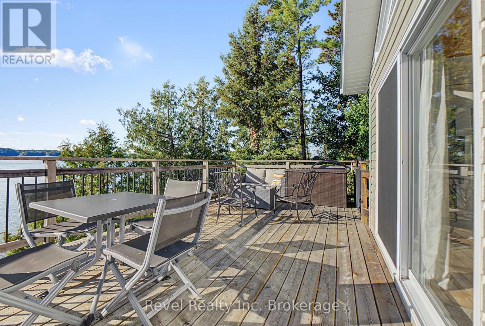 Front deck - 165 Viceroy Road, North Bay (Birchaven), ON