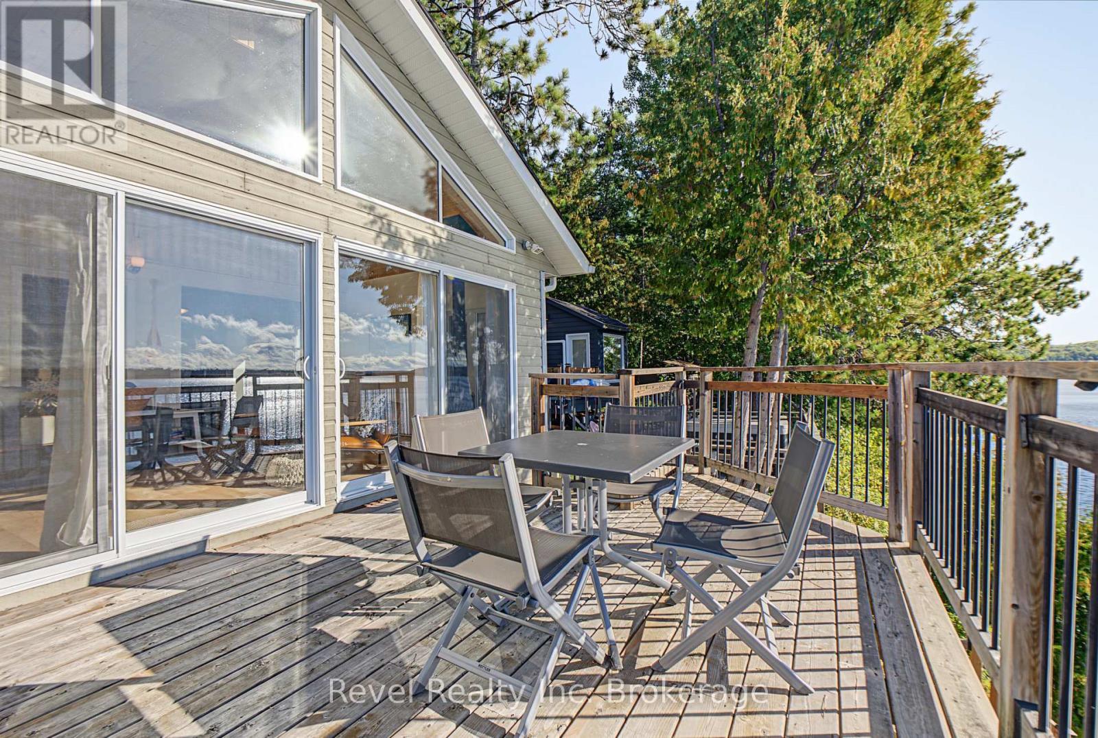Front deck - 165 Viceroy Road, North Bay (Birchaven), ON