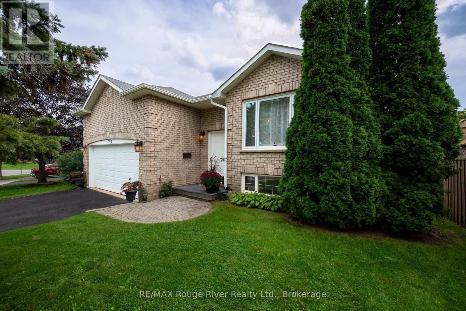 792 Greer Crescent, Cobourg, ON