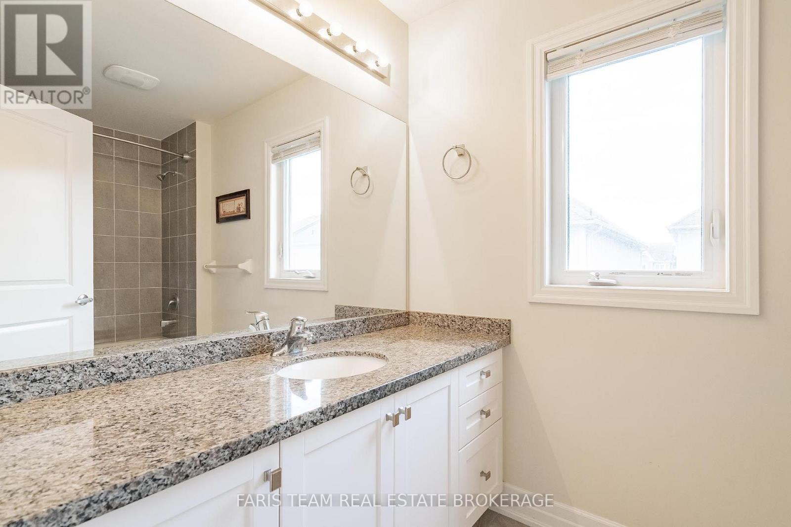 3 Hutton Crescent, Essa, ON