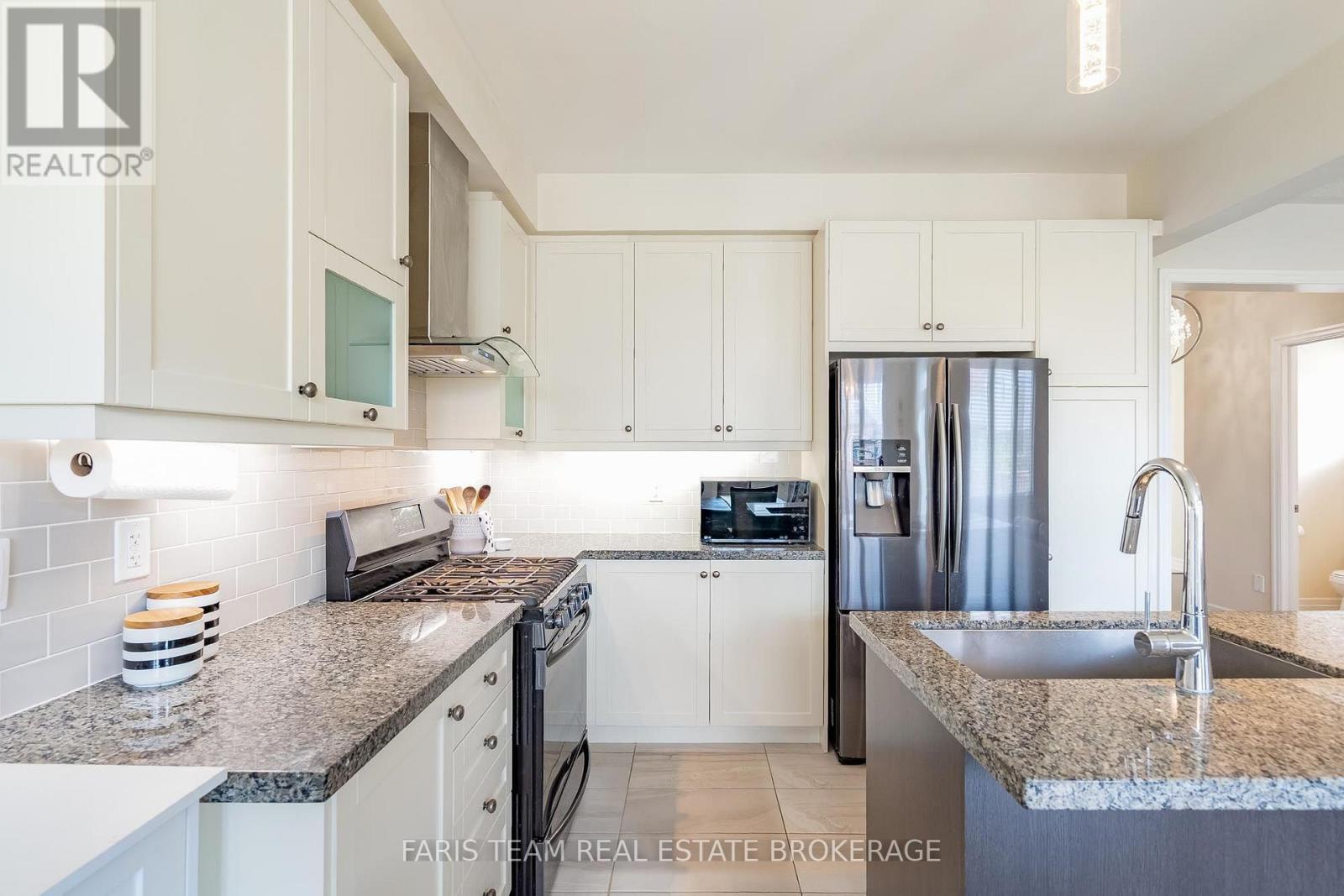 3 Hutton Crescent, Essa, ON
