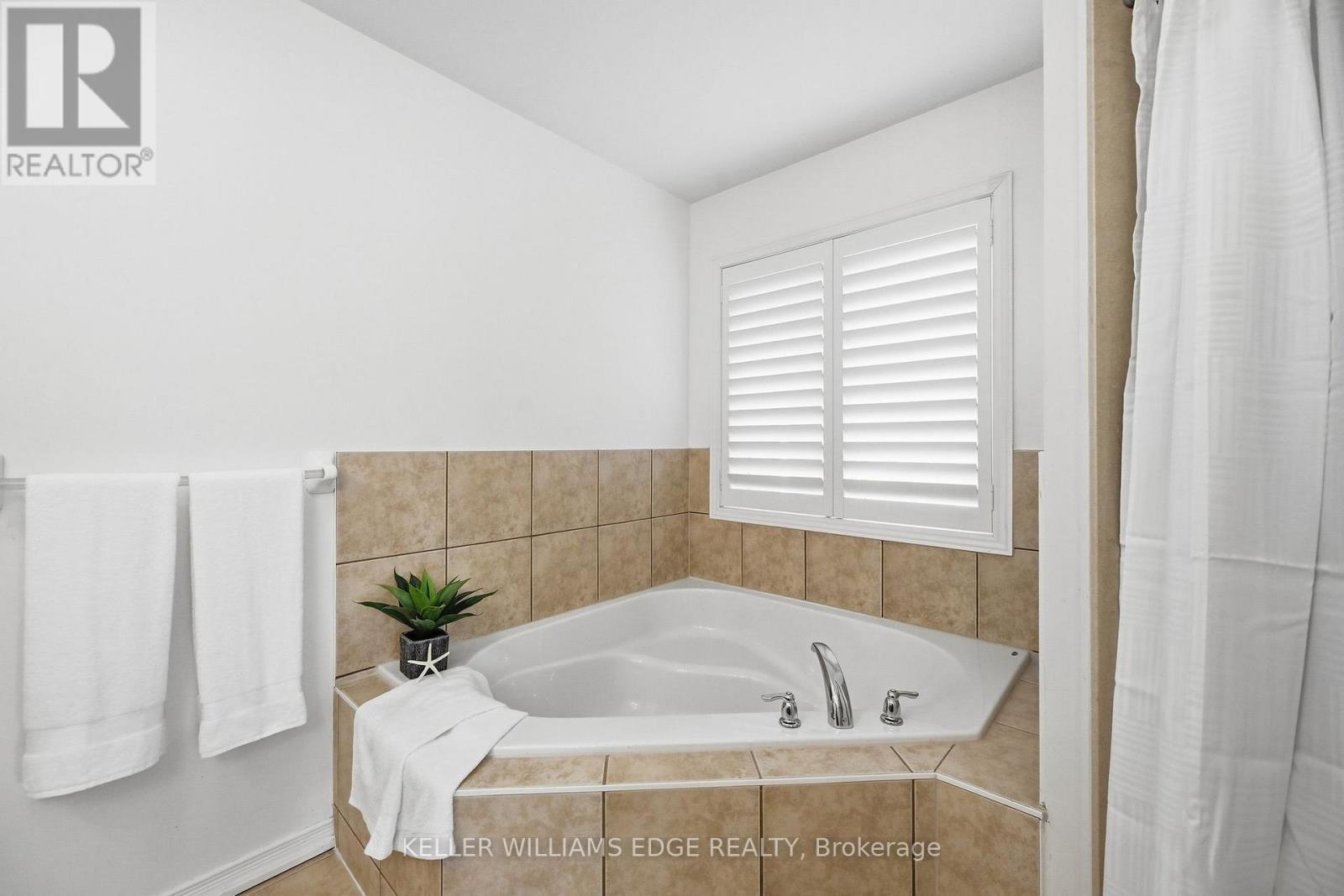 3198 Tim Dobbie Drive, Burlington, ON