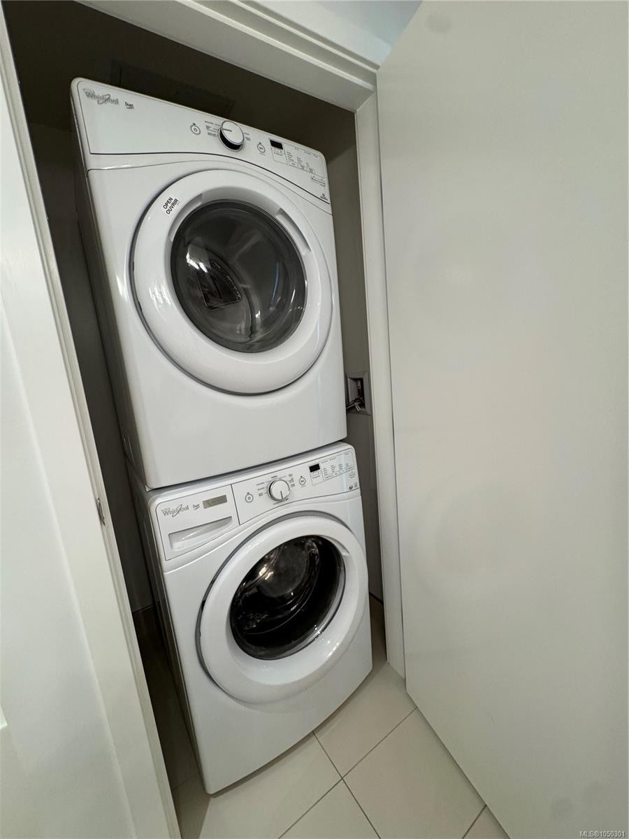 #303-300 Belmont Rd, Colwood, BC