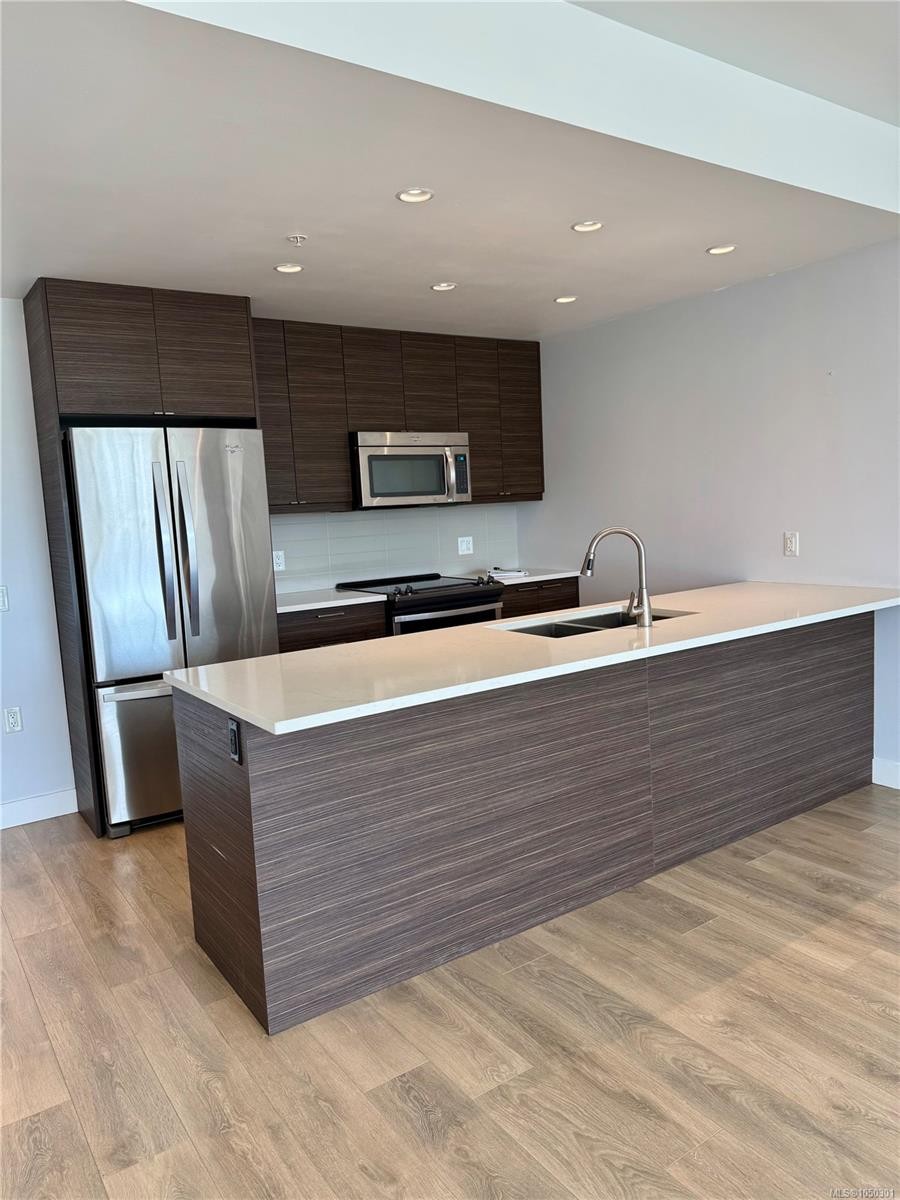 #303-300 Belmont Rd, Colwood, BC