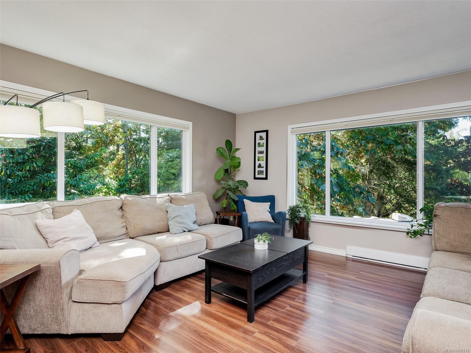 6647 Trudeau Terr, Central Saanich, BC