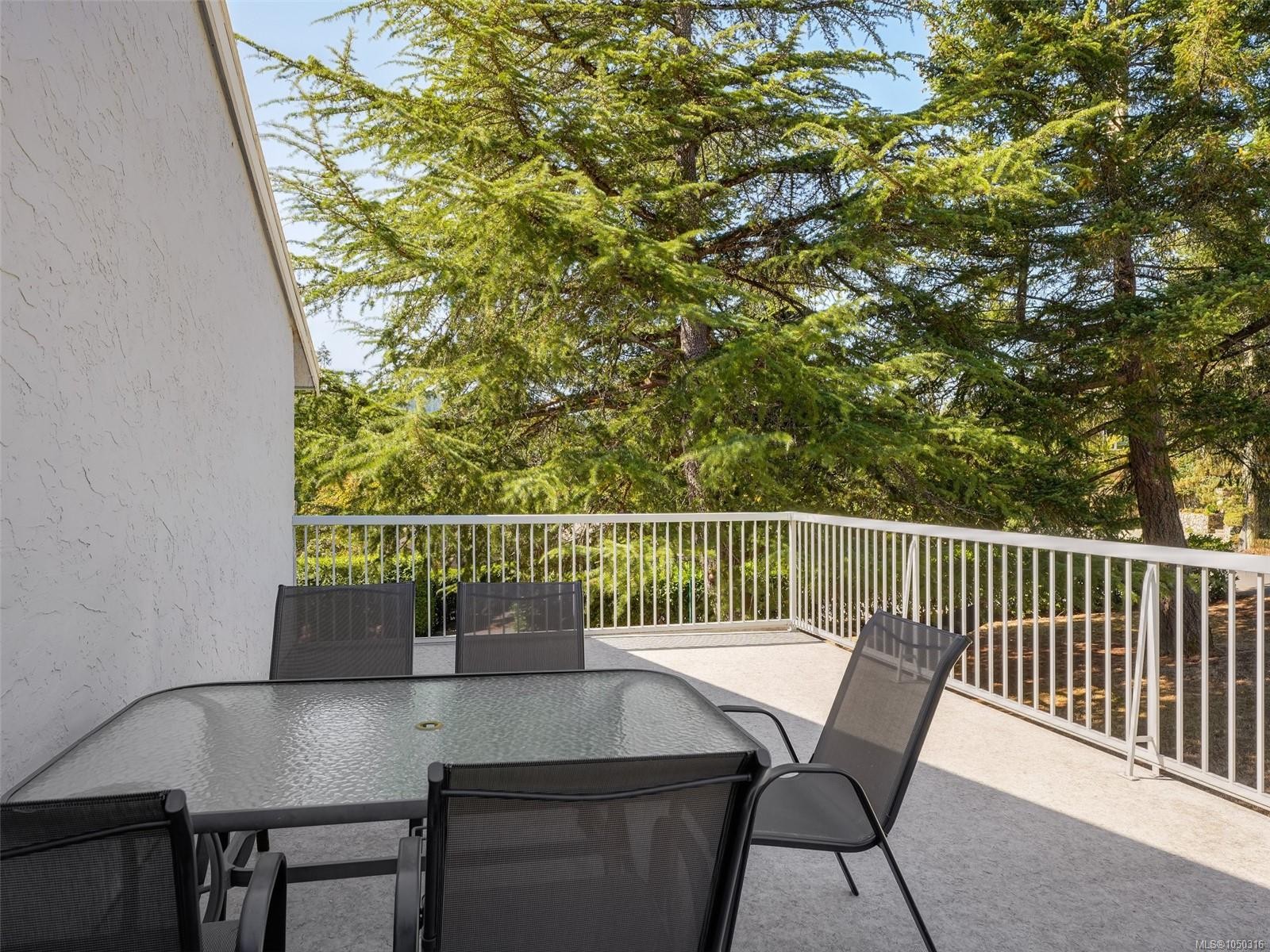 6647 Trudeau Terr, Central Saanich, BC