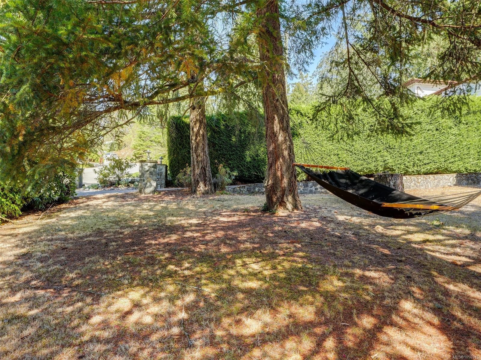 6647 Trudeau Terr, Central Saanich, BC