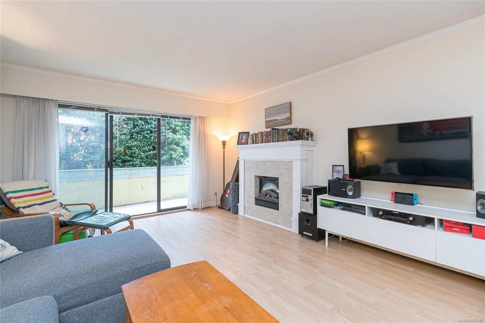 #101-1050 Park Blvd, Victoria, BC