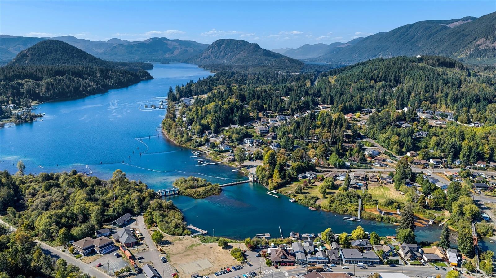 170 Wavell Rd, Lake Cowichan, BC