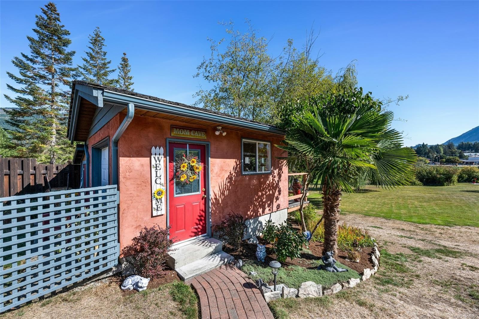 170 Wavell Rd, Lake Cowichan, BC