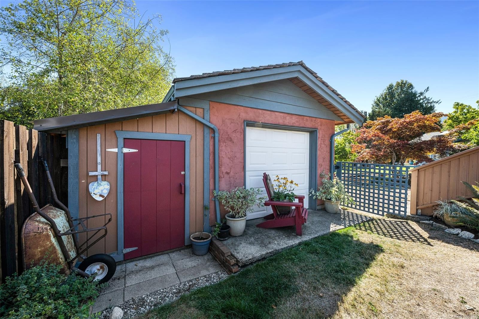 170 Wavell Rd, Lake Cowichan, BC