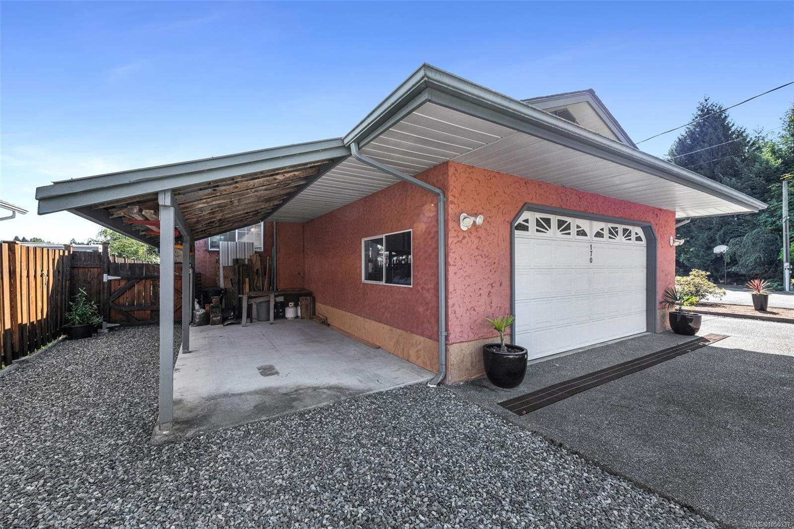 170 Wavell Rd, Lake Cowichan, BC