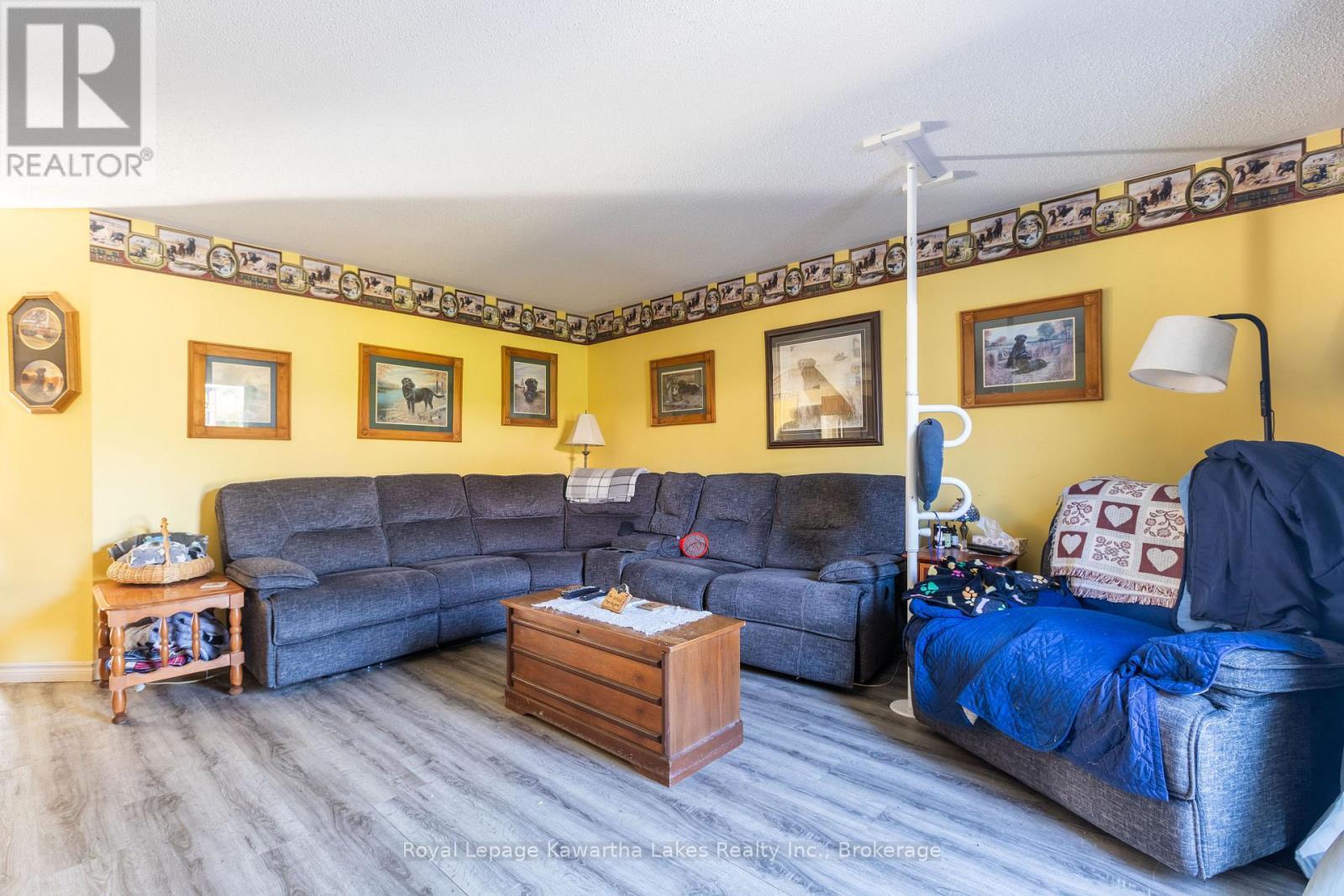 27 Elm Tree Road, Kawartha Lakes (Little Britain), ON