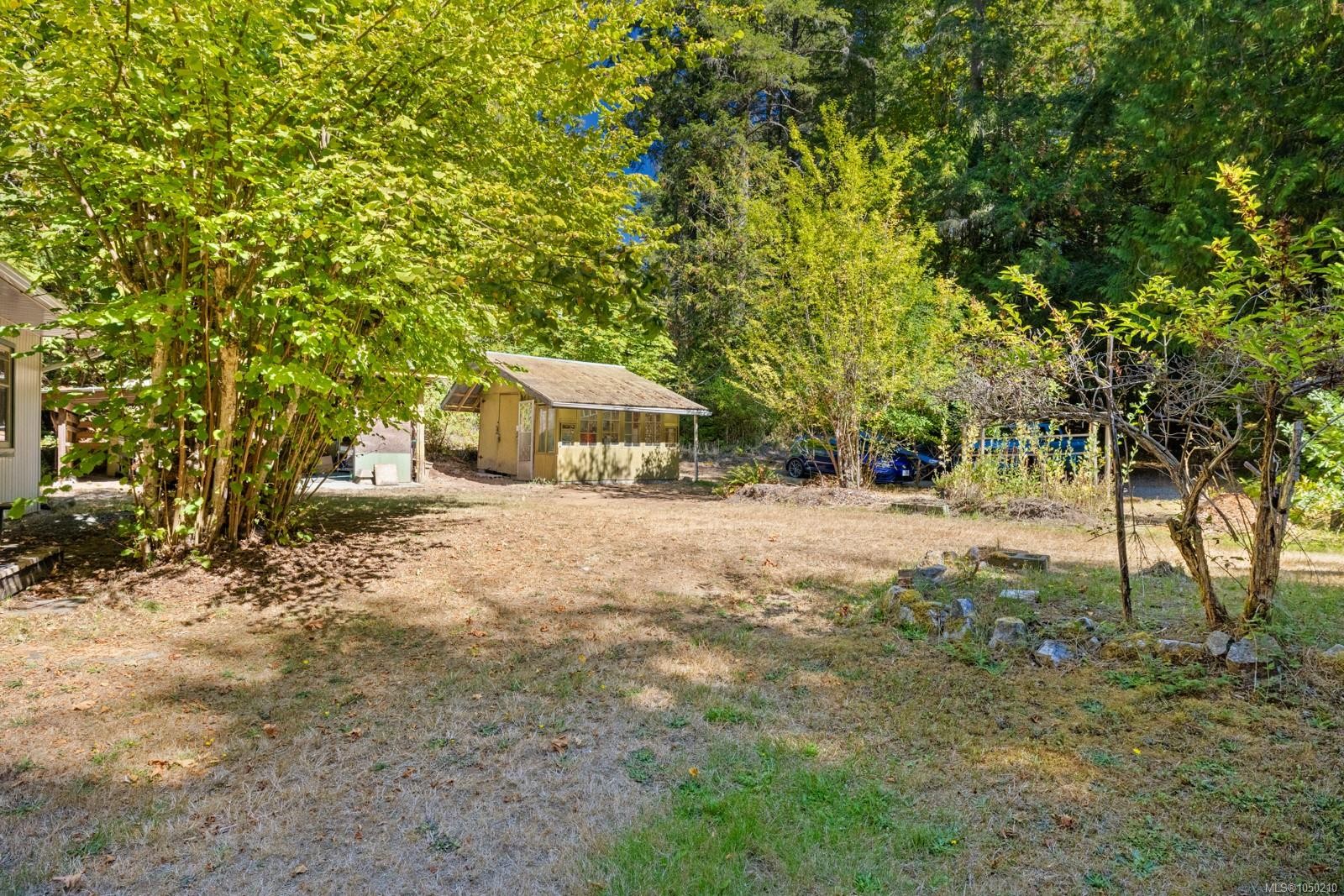 3175 Plumtree Rd, Cobble Hill, BC