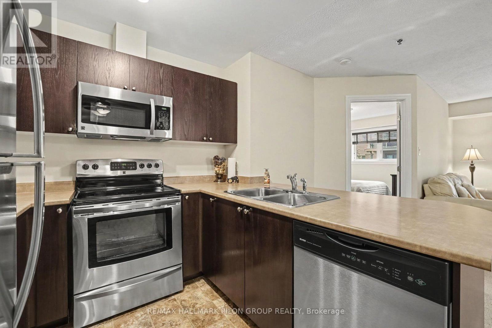 109 - 151 Potts Private, Ottawa, ON