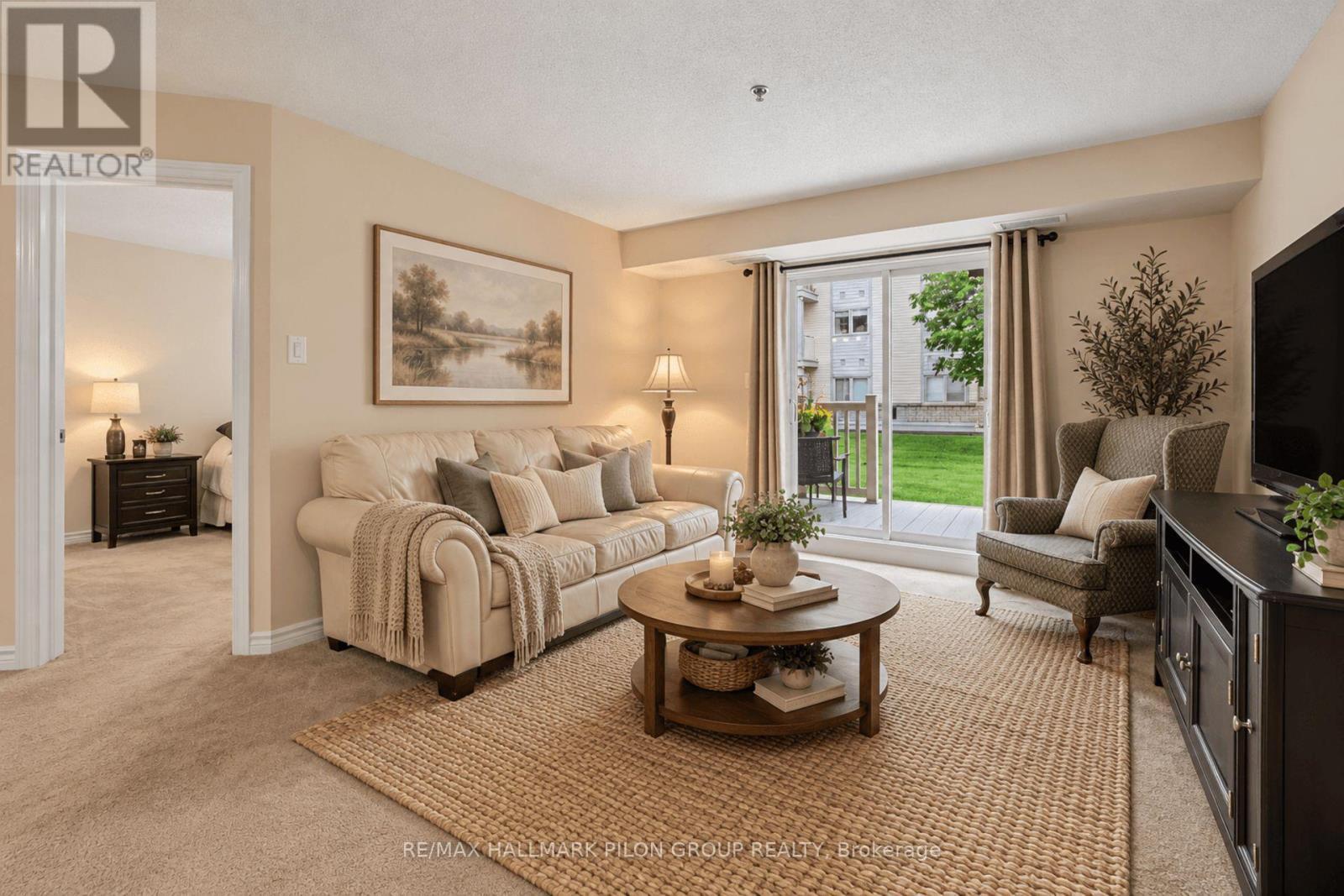 Virtually Staged - 109 - 151 Potts Private, Ottawa, ON