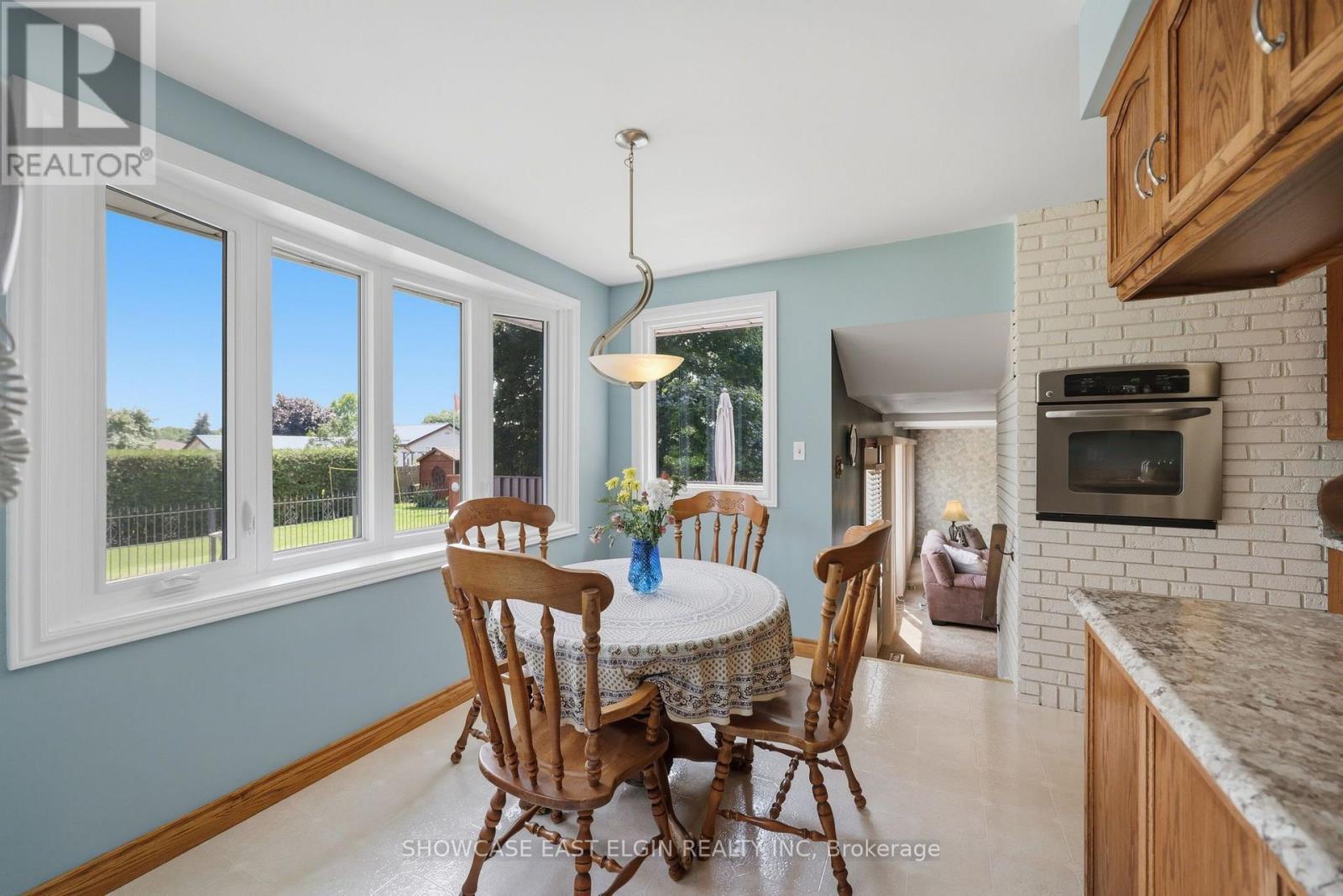10 Moore Avenue, Aylmer, ON