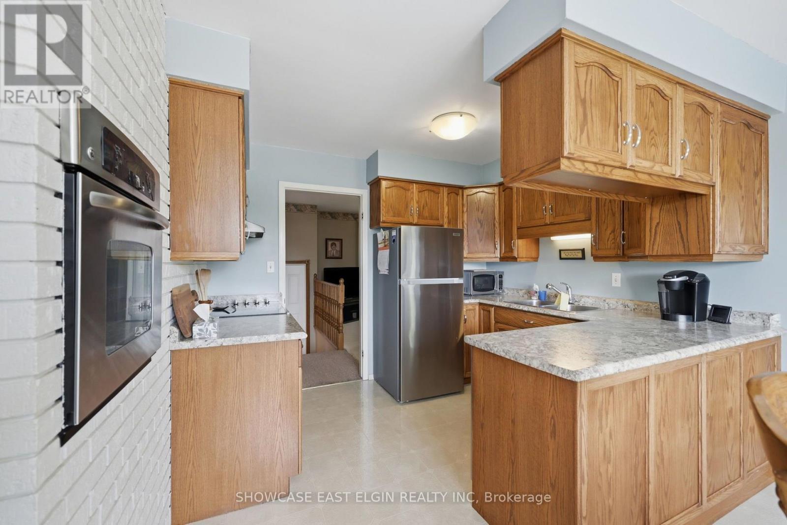 10 Moore Avenue, Aylmer, ON