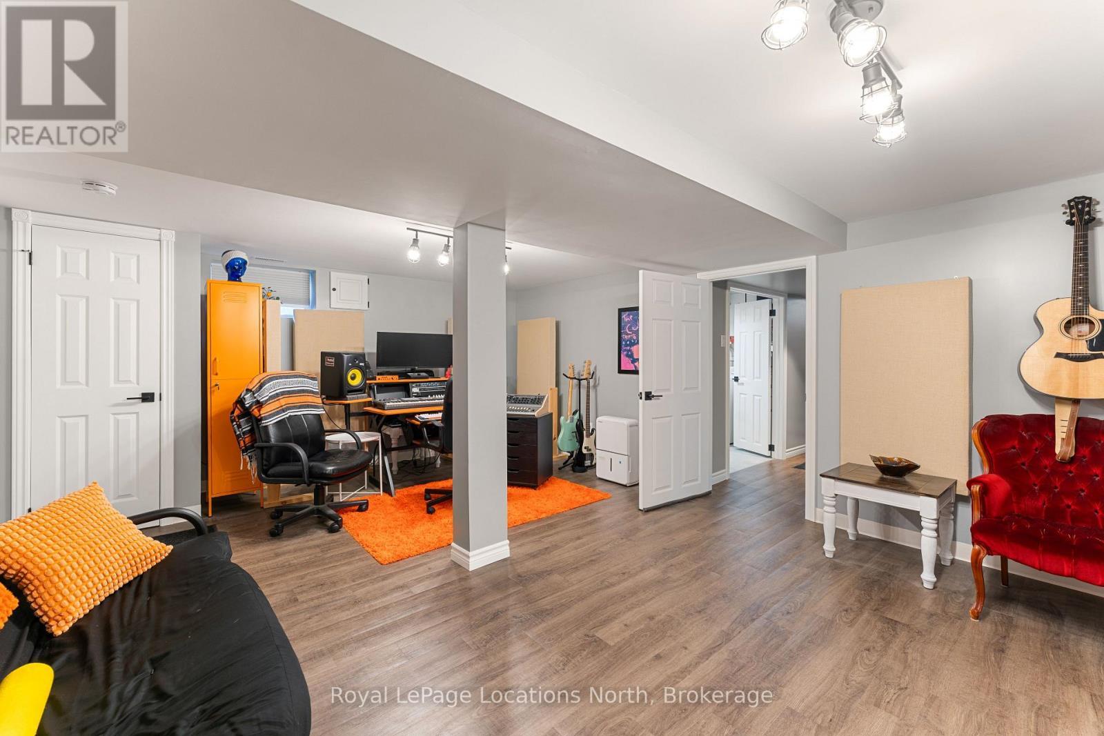 142 Campbell Street, Collingwood, ON