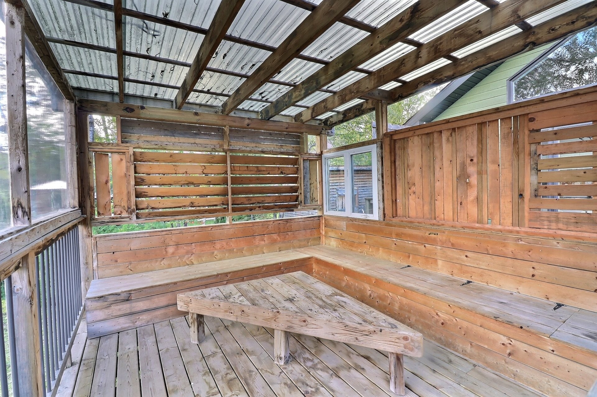 Veranda - 5 Ch. Du Lac-Pezard, Saint-Fulgence, QC