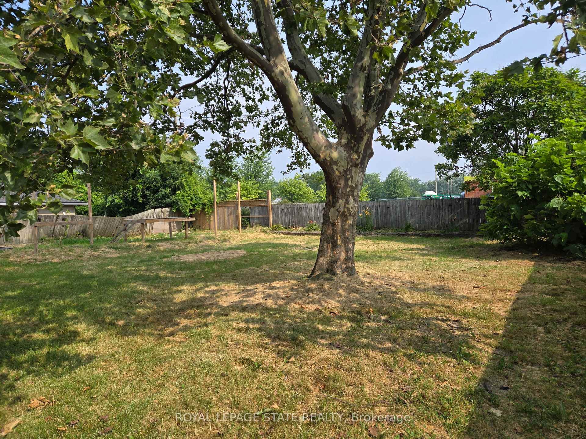 16 Broderick Avenue, Thorold, ON