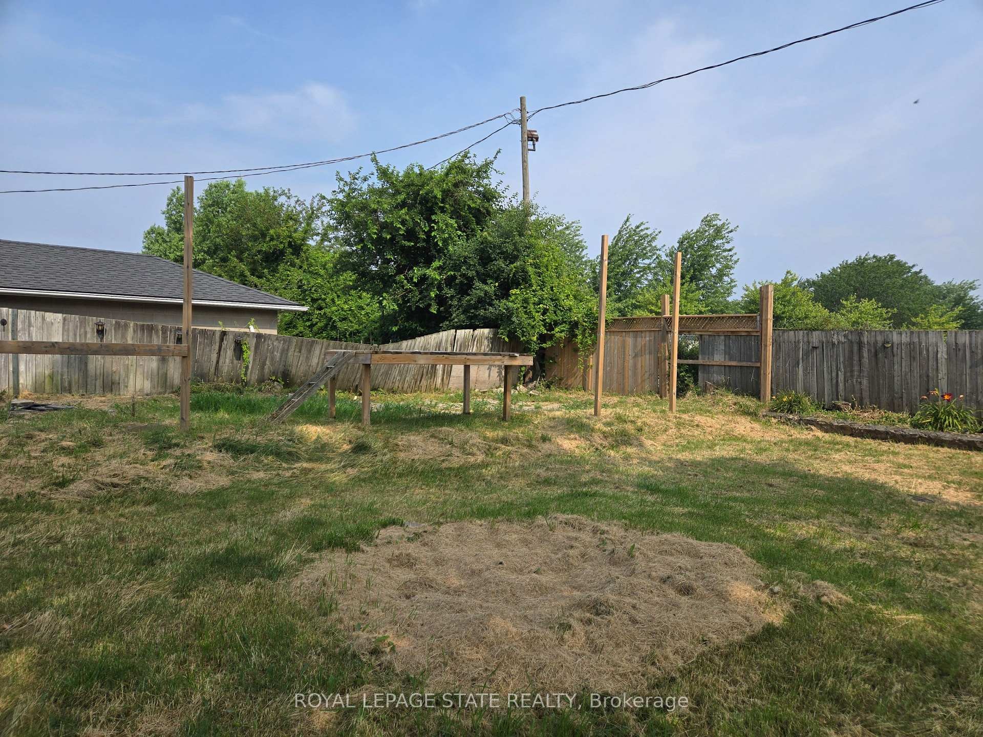 16 Broderick Avenue, Thorold, ON