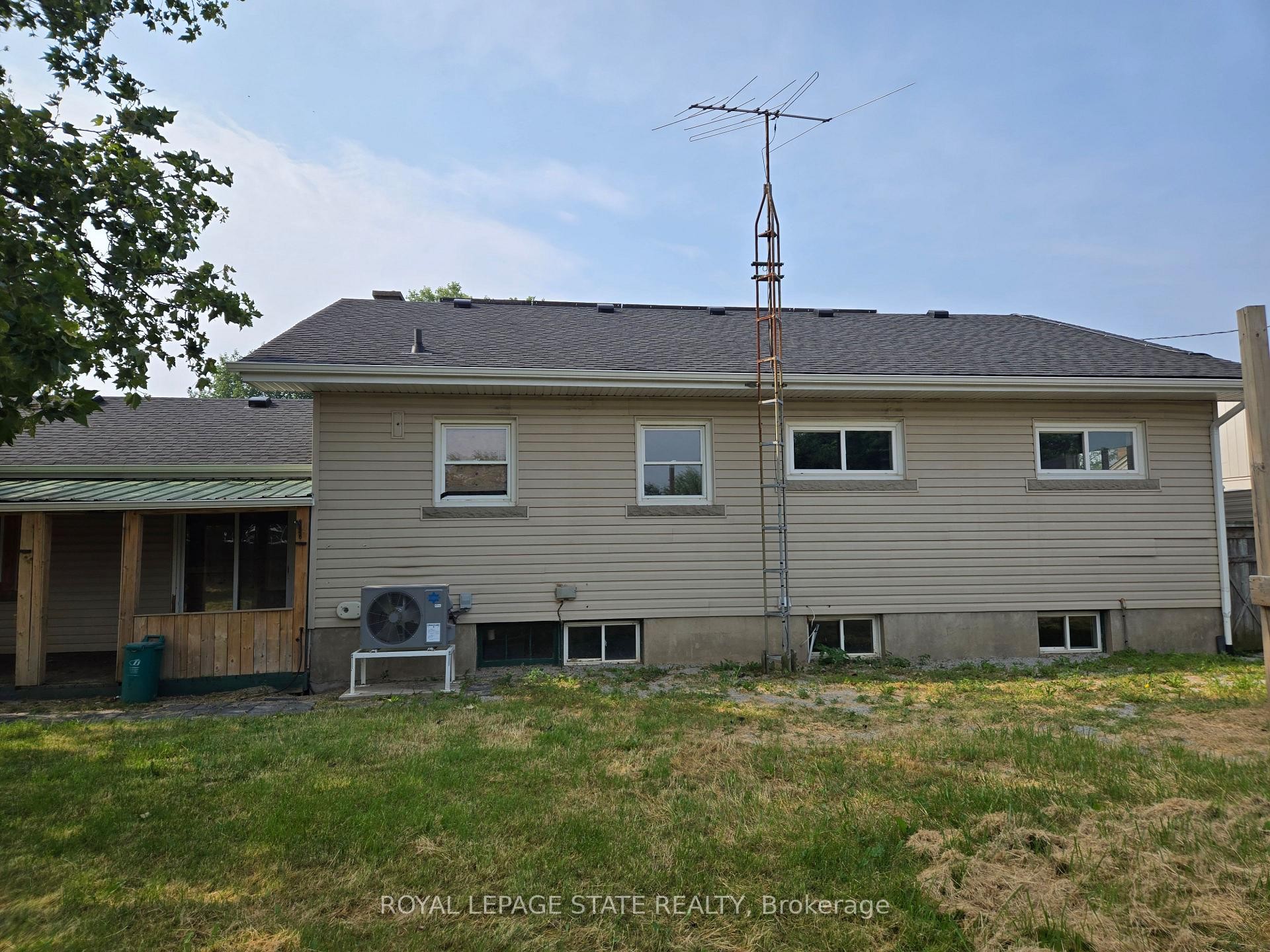 16 Broderick Avenue, Thorold, ON