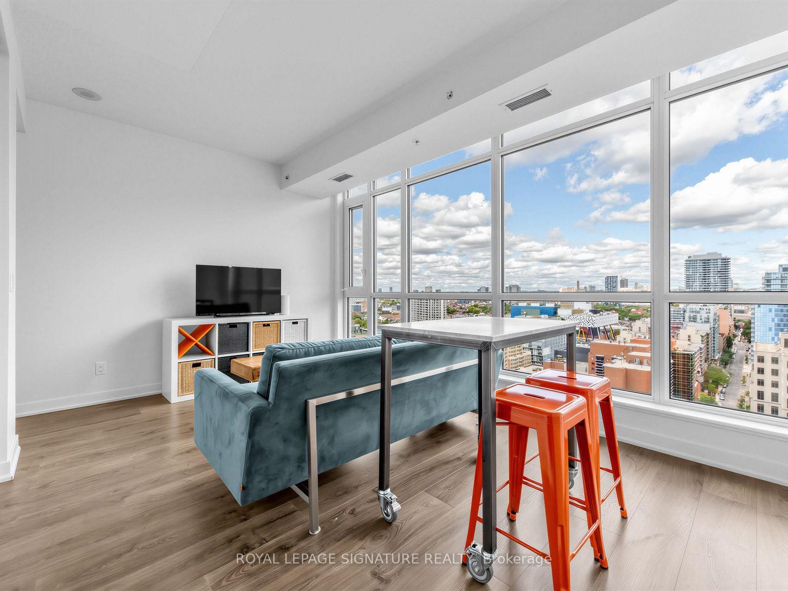 2310-199 Richmond Street W, Toronto, ON