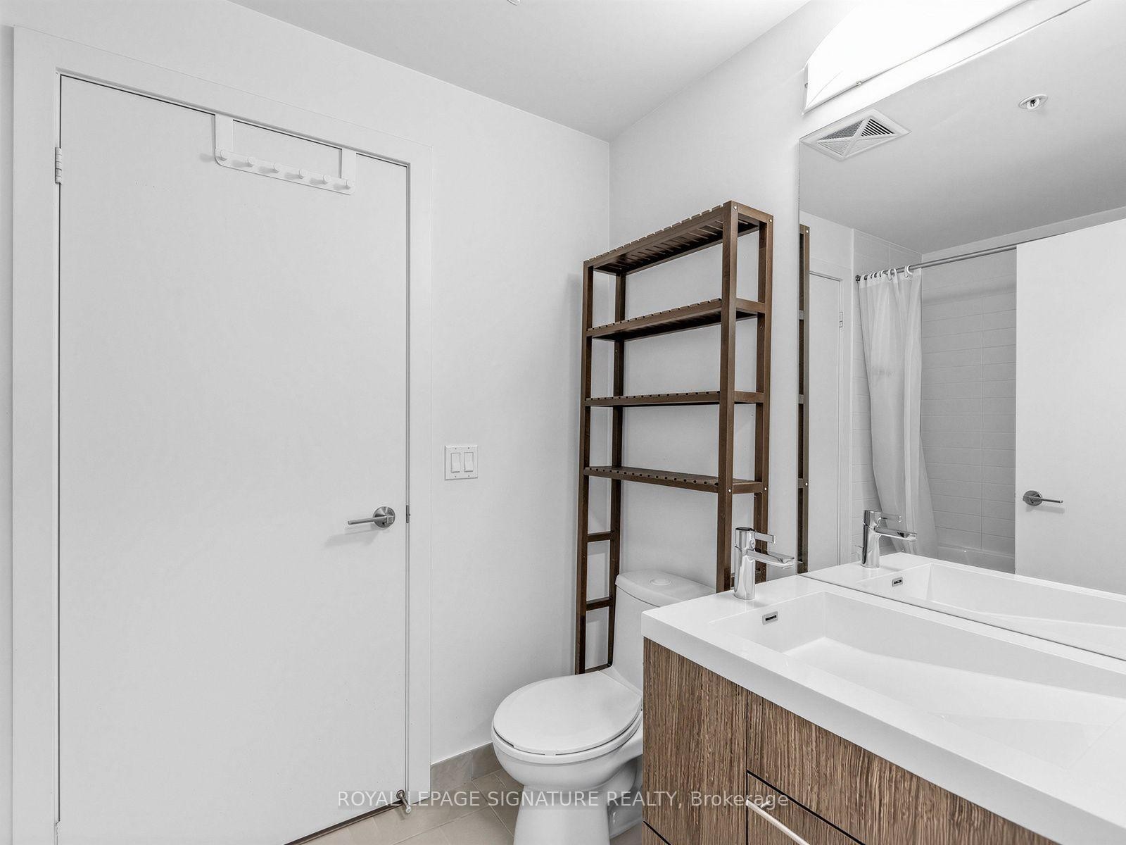 2310-199 Richmond Street W, Toronto, ON