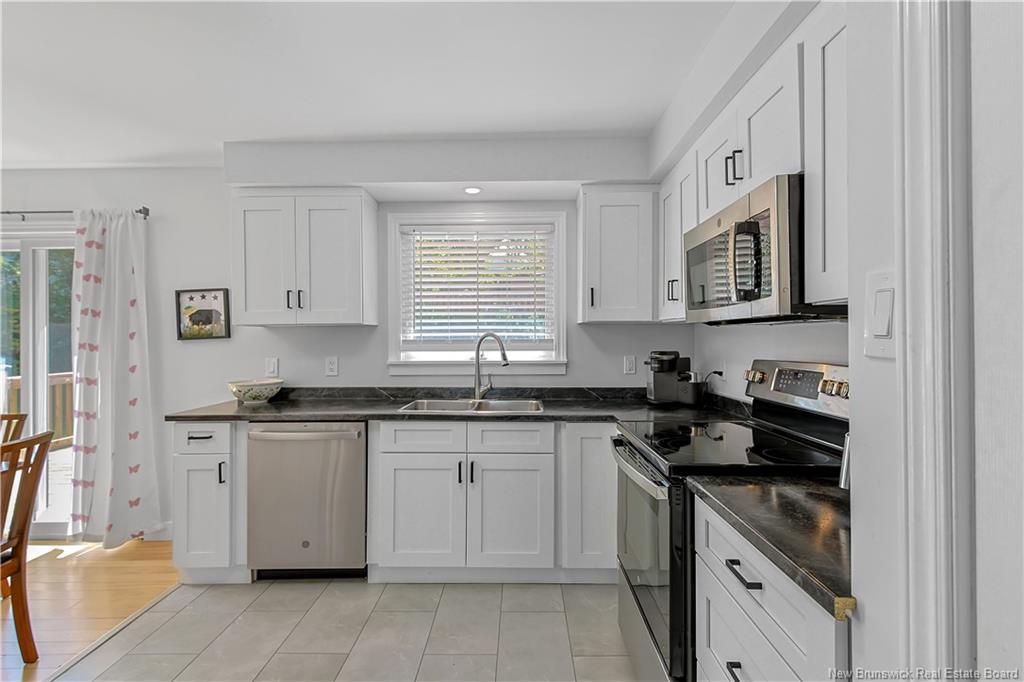 22 Park Hill Dr, Saint John, NB