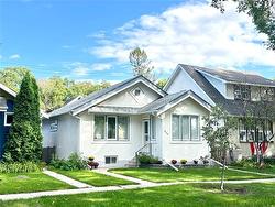 217 Sherburn ST Winnipeg, MB R3G 2K5