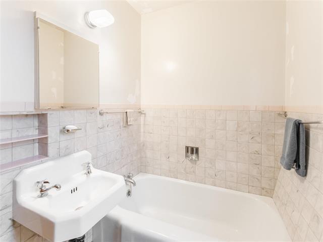 637 William Ave, Winnipeg, MB