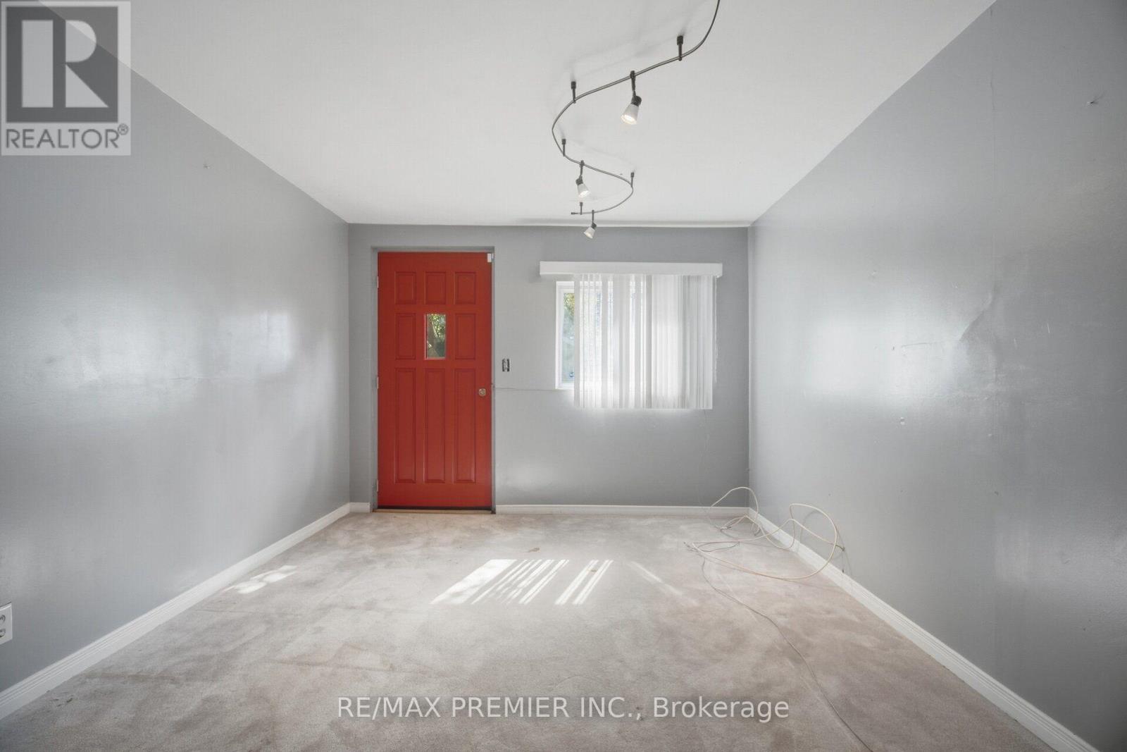1474 South Service Road, Mississauga, ON