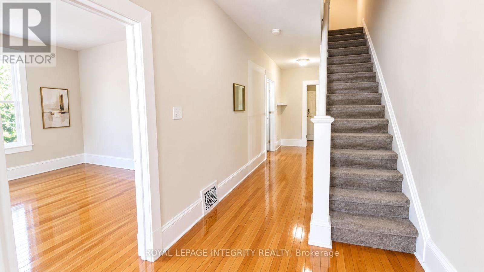 444 Gladstone Avenue, Ottawa, ON