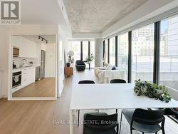 617 - 195 MCCAUL STREET Toronto, ON M5T 1W6