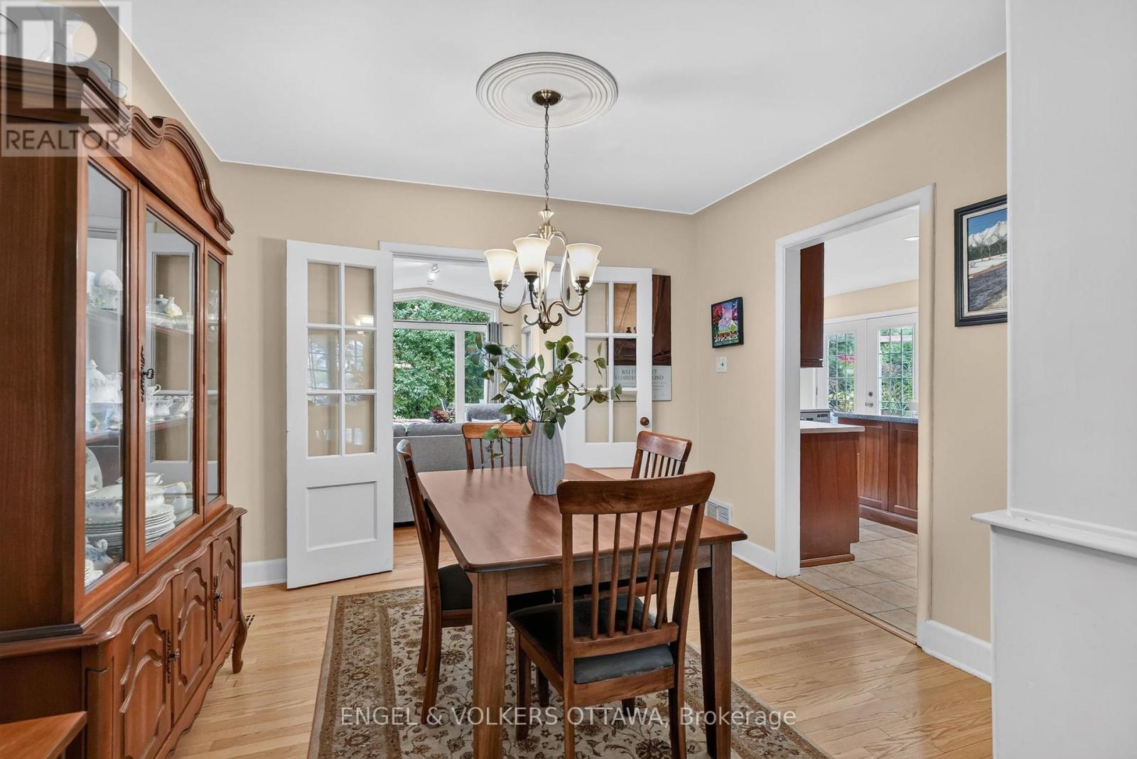 250 Faircrest Road, Ottawa, ON