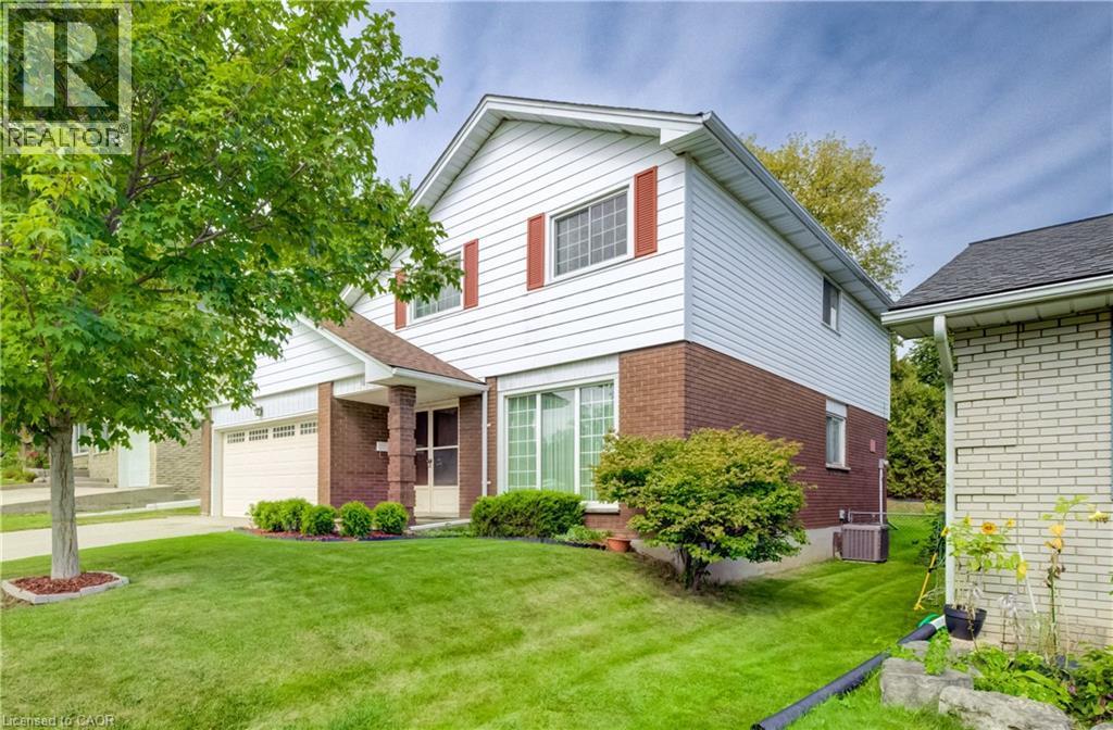 16 Bonnylyn Drive, Kitchener, ON