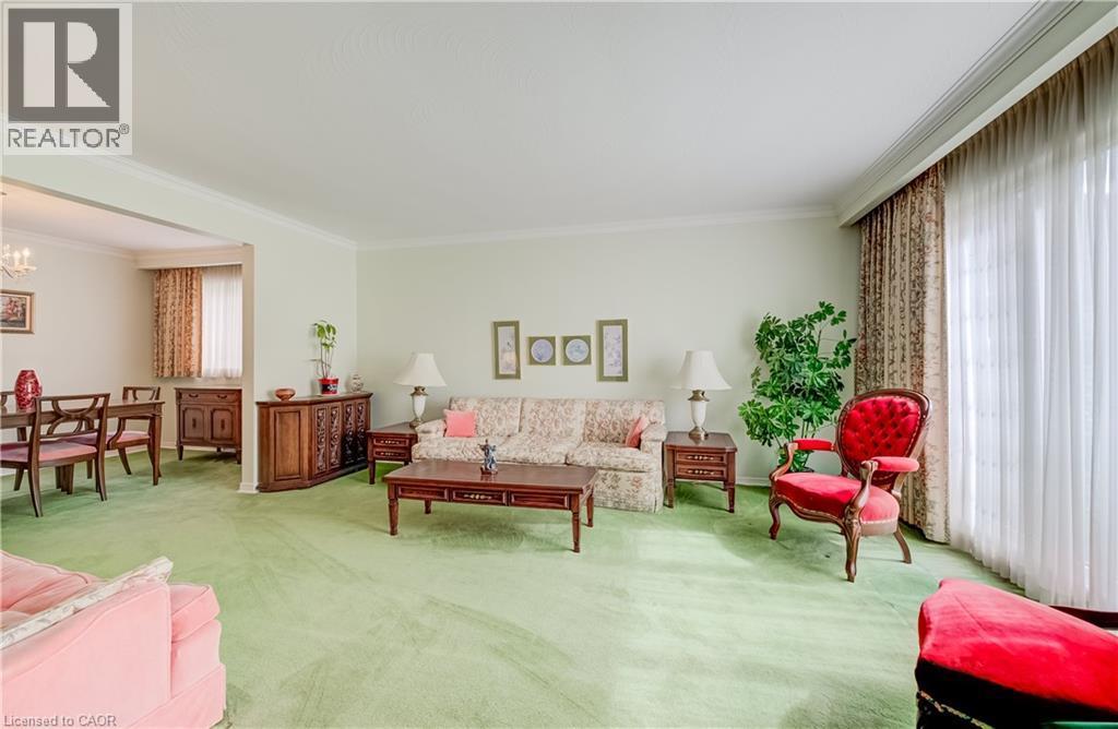 16 Bonnylyn Drive, Kitchener, ON