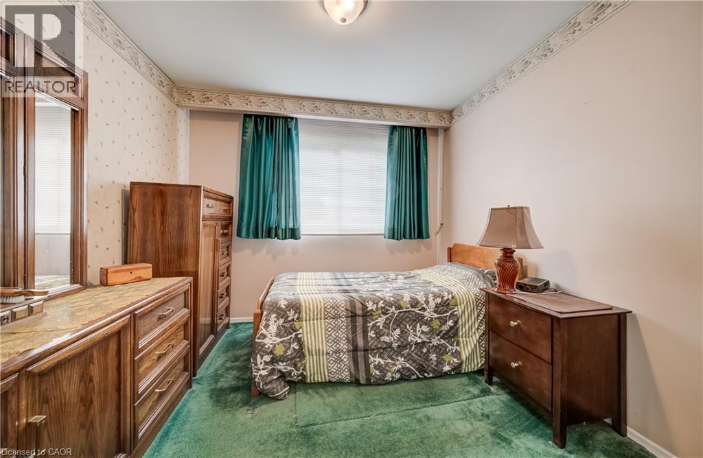 16 Bonnylyn Drive, Kitchener, ON