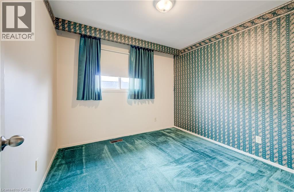 16 Bonnylyn Drive, Kitchener, ON
