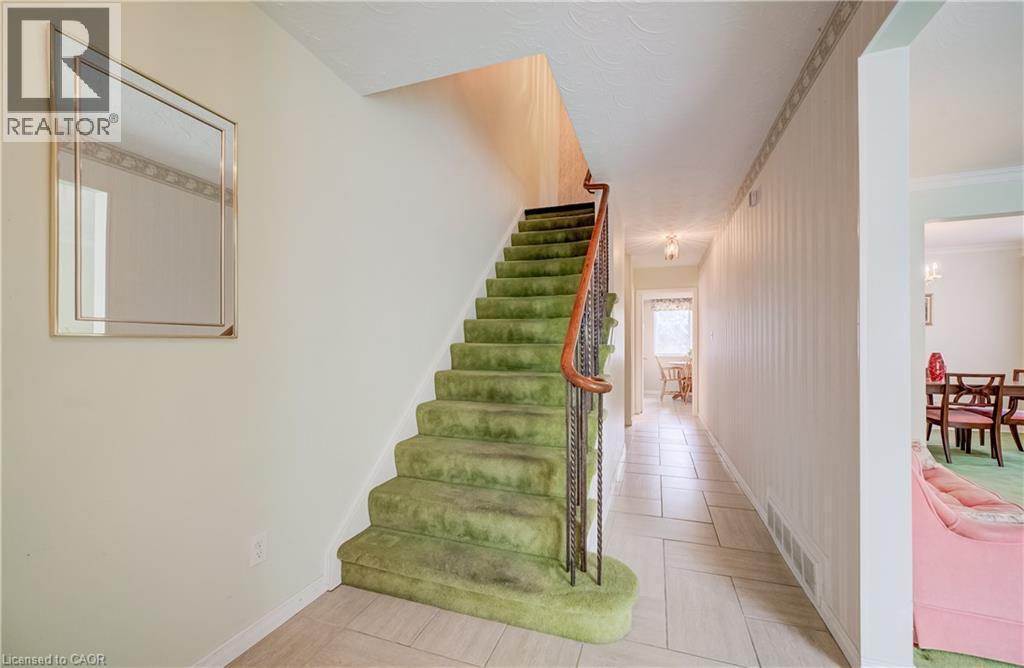 16 Bonnylyn Drive, Kitchener, ON