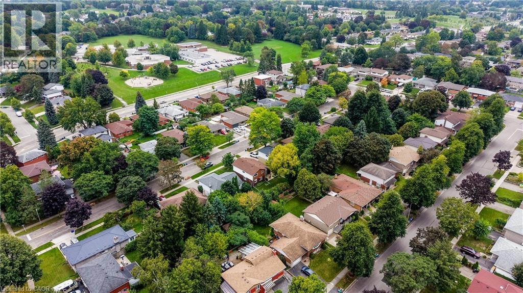 16 Bonnylyn Drive, Kitchener, ON