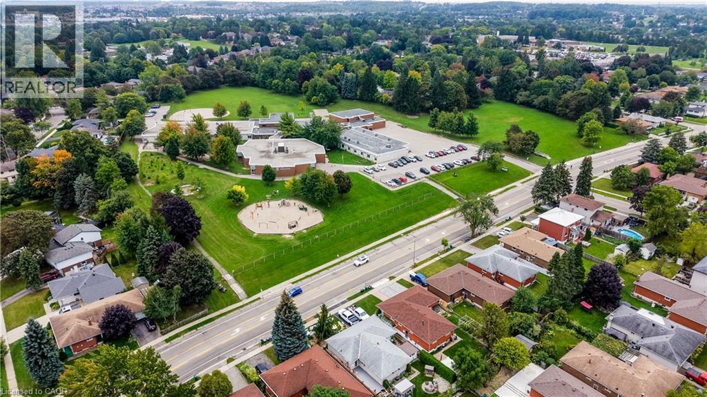16 Bonnylyn Drive, Kitchener, ON