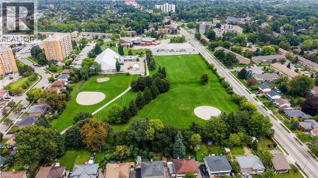 16 Bonnylyn Drive, Kitchener, ON
