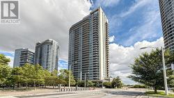 1005 - 151 VILLAGE GREEN SQUARE Toronto, ON M1S 0K5